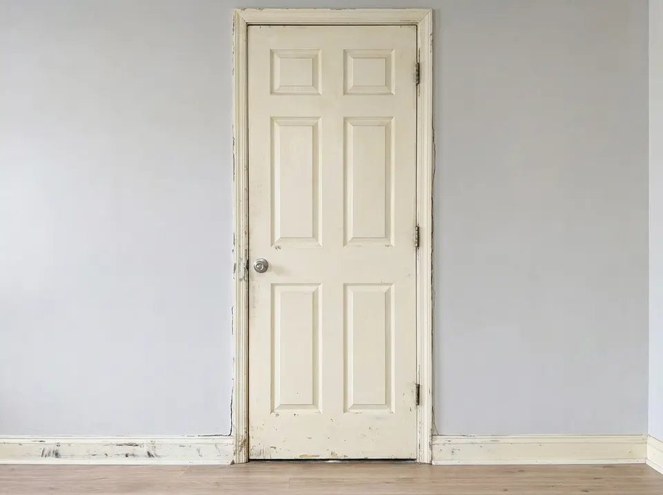 Doors & trim, before the repair